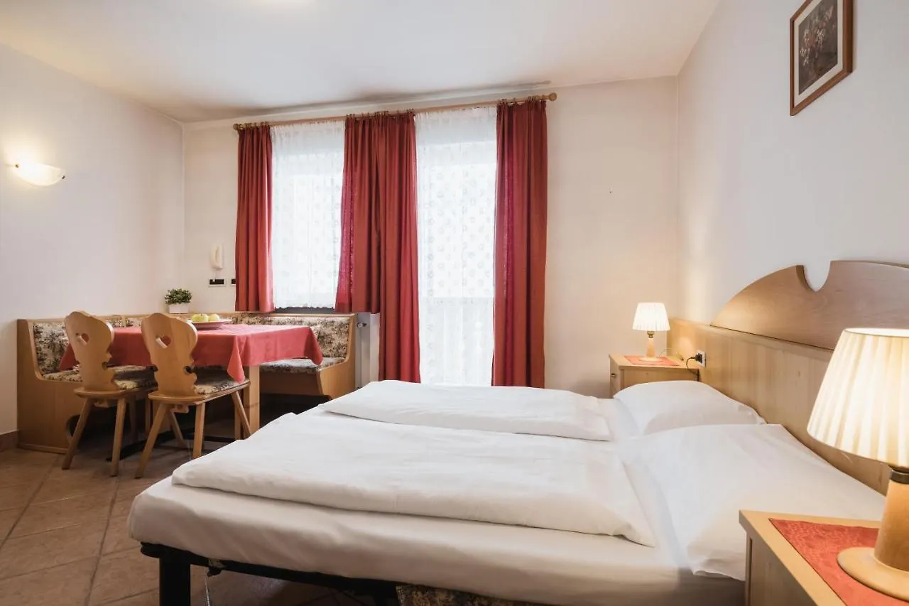 Hotel apartamentowy Apparthotel Sellaronda Arabba