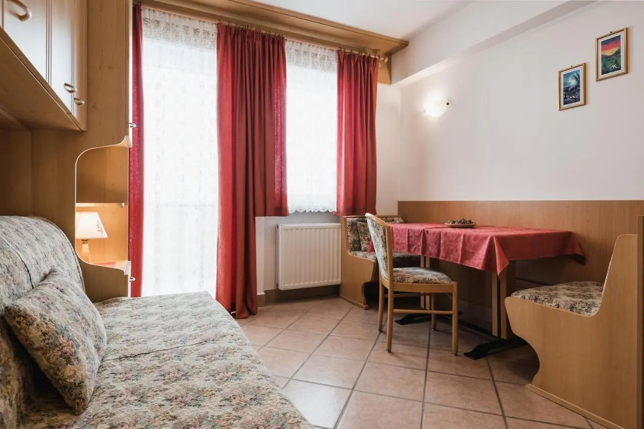 Apparthotel Sellaronda Arabba 0*,
