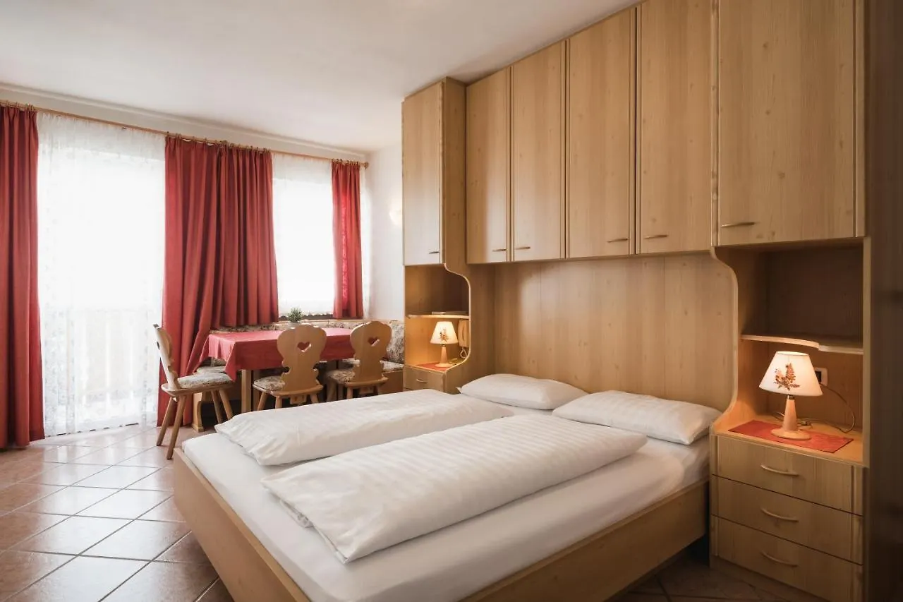 Apparthotel Sellaronda Arabba Hotel apartamentowy
